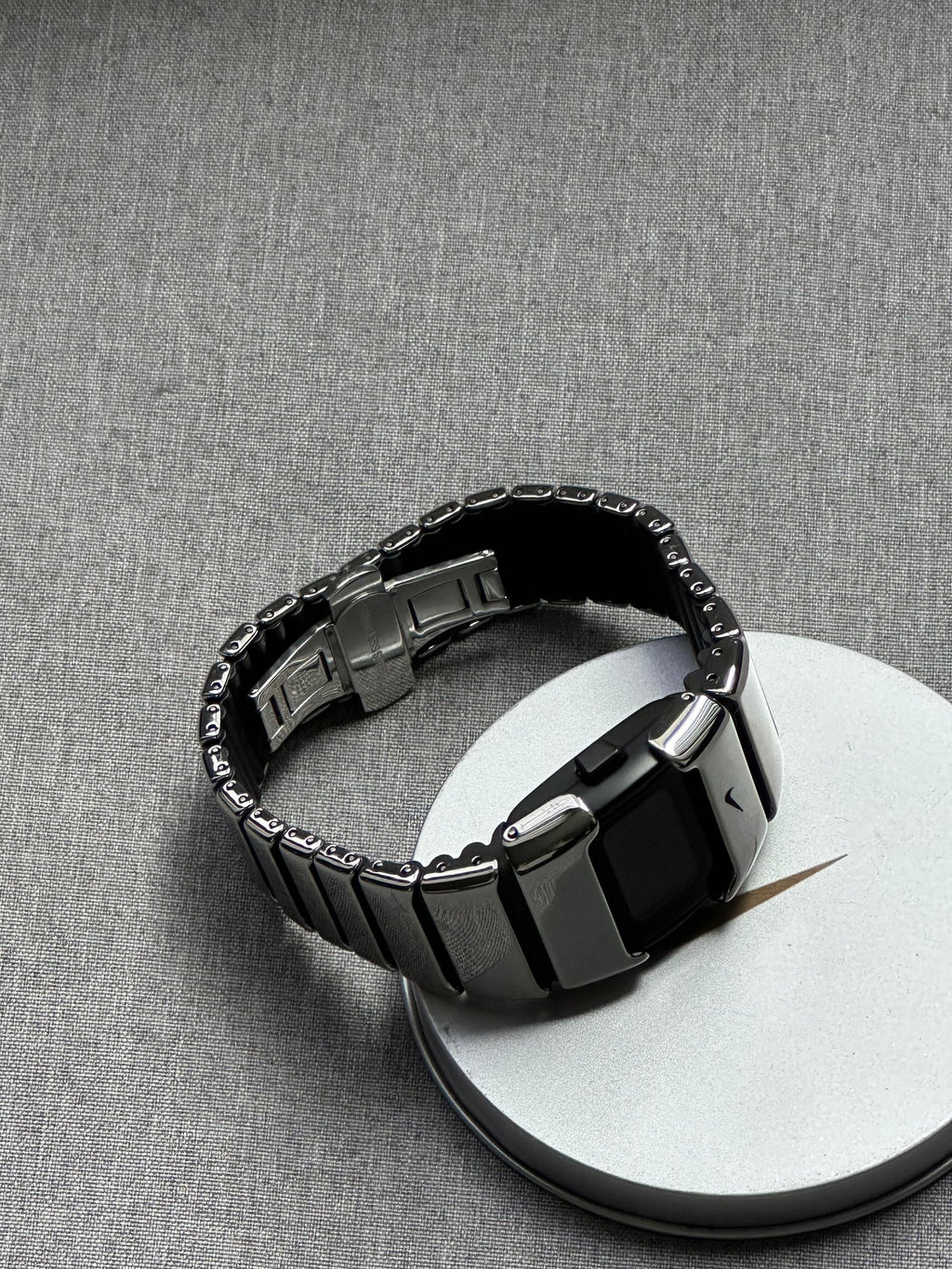Nike D-Line Satin Silver Digital Watch | Rare Collectible | Unisex Retro Sports Timepiece